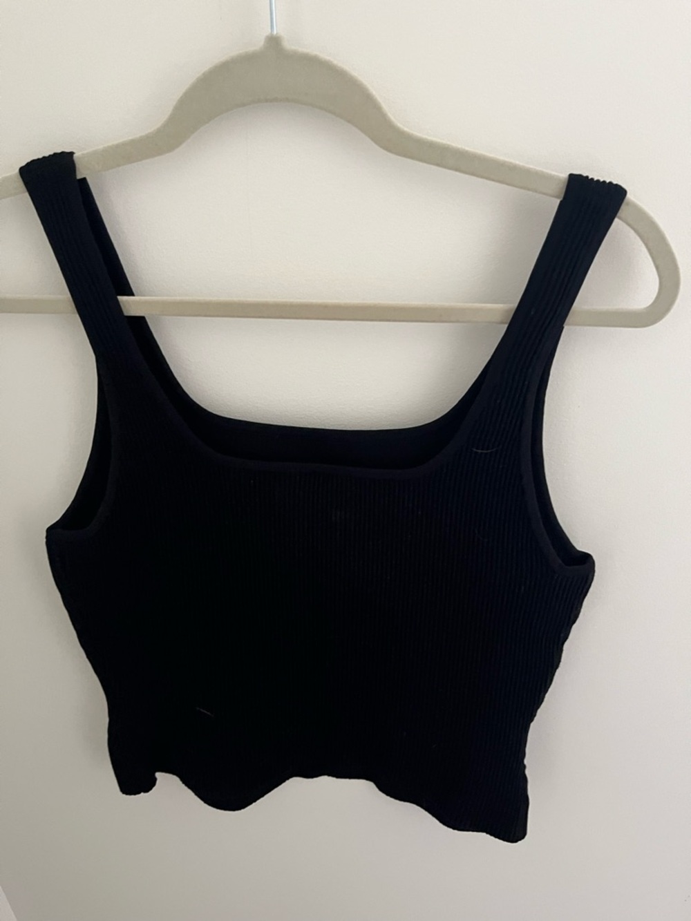 Babaton Black Ribbed Square-Neck Tank - Picture 2 of 4